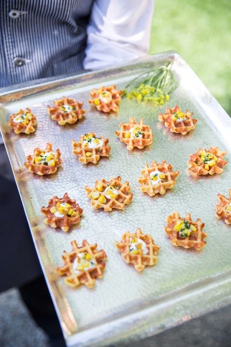 Waffle Bites Grilled Cheese Bites, Wedding Finger Foods, Wedding Food Ideas, Savory Waffles, Wedding Appetizers, Wedding Cake Alternatives, Waffle Fries, Waffle Cake, Reception Food