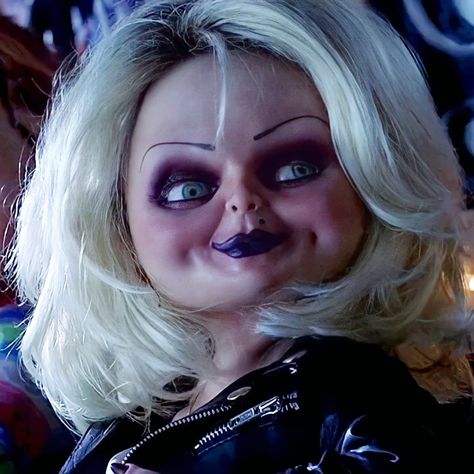 Bride Of Chucky Icon, Tiffany Valentine Bride Of Chucky, Chucky Images, Bride Of Chucky Tiffany, Chucky And His Bride, Chucky Face, Tiffany Chucky, Tiffany Bride Of Chucky, Diamond Chains For Men