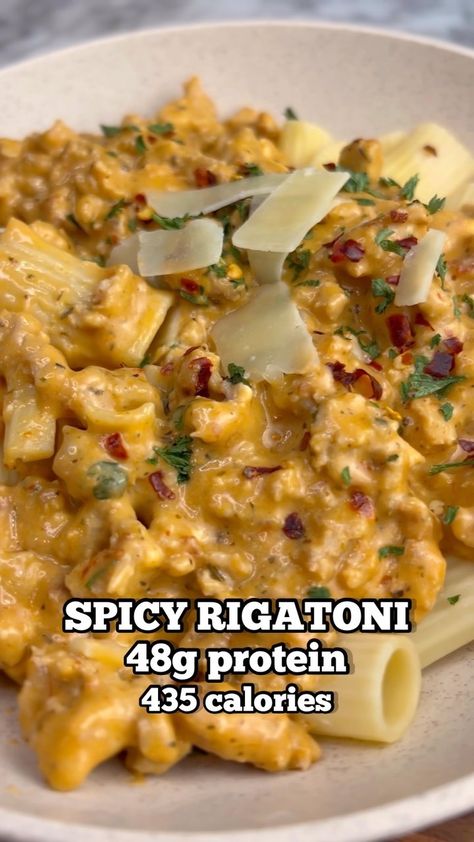 High protein Spicy Rigatoni but I’m sure you can do better. Macros: 1 serving bit this makes 4 435 cals, 49g protein, 35g carbs, 10g fat… | Instagram Spicy Cottage Cheese Pasta, Spicy Rigatoni Pasta High Protein, High Protein Homemade Pasta, High Protein Rigatoni, Macro Friendly Pasta Sauce, High Protein Pasta Cottage Cheese, Protein Pasta Cottage Cheese, Protein Rich Pasta, High Protein Meals With Rotisserie Chicken