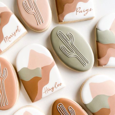 Boho Cookie Designs, Arizona Cookies, Boho Sugar Cookies, Desert Cookies Decorated, Western Royal Icing Cookies, Boho Cookies, Western Sugar Cookies, Western Cookies, Boho Western Cookies Decorated