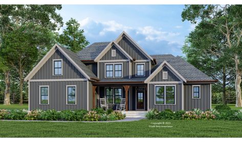 House Plans 2 Story, American Farmhouse, Chef's Kitchen, Roof Lines, Traditional House Plan, Flex Room, Farmhouse House, Farmhouse Plan, Bonus Rooms