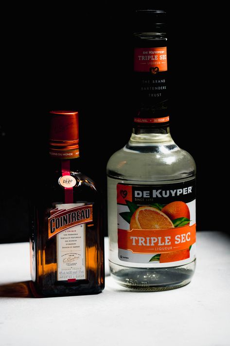 Cointreau vs Triple Sec : What's the Difference? Triple Sec Drinks, Air Fryer Chicken Breasts, Pineapple Margarita Recipe, Instant Pot Corn, Triple Sec Cocktails, Cosmopolitan Cocktail Recipes, Spicy Margarita Recipe, Angers France, Orange Liquor