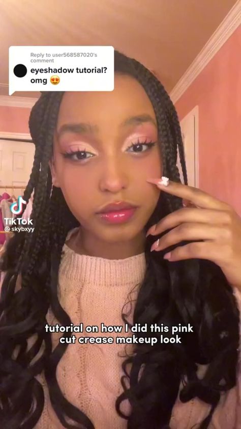 Makeup Looks Tiktok, Doujin Makeup, Doujin Makeup Trend, Pink Cut Crease, Dark Skin Makeup Tutorial, Pink Eyeshadow Look, Windows To The Soul, Pink Eye Makeup, Cute Eye Makeup