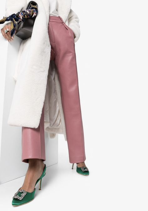 Slingback Pumps Outfit, Manolo Blahnik Hangisi Outfit, Hangisi Outfit, Slingback Outfit, Manolo Hangisi, Green Manolo Blahnik, Manolo Blahnik Slingback, Pumps Outfit, Manolo Blahnik Pumps