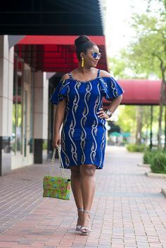 Ankara Cold Shoulder Dress for Spring #springstyle #africanprints #ankarastyles #ankara #coldshoulderdress #coldshoulder #spring #bluedress #topknot Kitenge Dress, African Print Dress Ankara, Short African Dresses, African Dresses Modern, African Wear Dresses, Afrikaanse Mode, African Traditional Dresses, African Inspired Fashion, African Print Dress