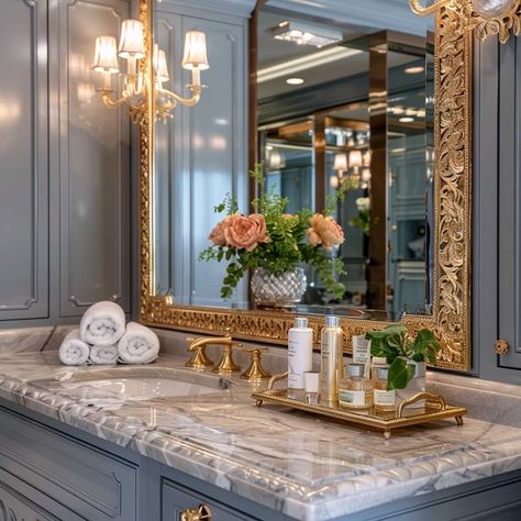 10+ Hollywood Regency Bathroom Redesign Inspirations • 333+ Inspiring Lifestyle Ideas Bathroom Vanity Gold Mirror, Powder Room Classic, Regency Bathroom, Hollywood Regency Bathroom, Elegant Powder Room, Classic Bathroom Furniture, Luxury Powder Room, Glamorous Bathroom Decor, Rococo Interior