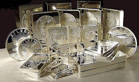 10 Reasons Why Silver is a Better Investment than Gold Buy Gold And Silver, Gold Investments, Gold Money, Gold And Silver Coins, Bullion Coins, Gold Rate, Silver Bullion, Gold Bullion, Silver Eagles