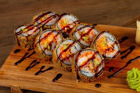 Hachi Asian Fusion and Sushi Bar Opens in Newport - Dining Insider - December 2018 - Delaware Fusion Sushi, Sushi Fusion, Sushi Pictures, Hot Roll, Sushi Burrito, Food Experiments, Food Fusion, Glitch Wallpaper, Sleepover Food