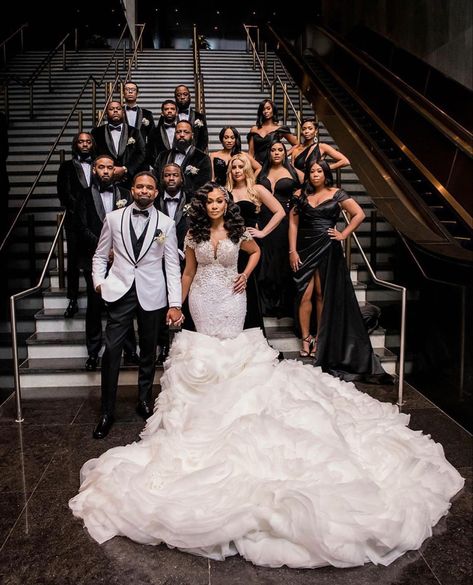 Black And White Wedding Black People, Wedding Photos Black Couples, Wedding Black Women, Wedding Black People, Wedding Ideas Black People, Black People Wedding Ideas Color Schemes, Black Love Wedding, Black Couple Wedding, Black People Weddings