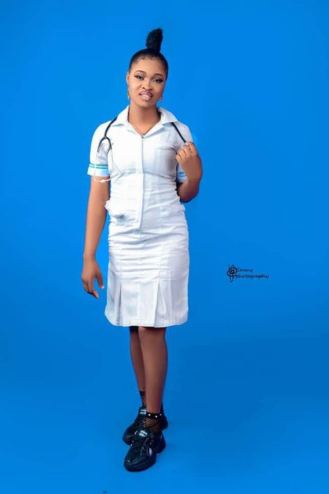 White Nurse Dress, Lace Skirt And Blouse, Wet Nurse, Nurse Dress, Nurse Dress Uniform, Child Nursing, Medical Photography, Nursing Career, School Staff