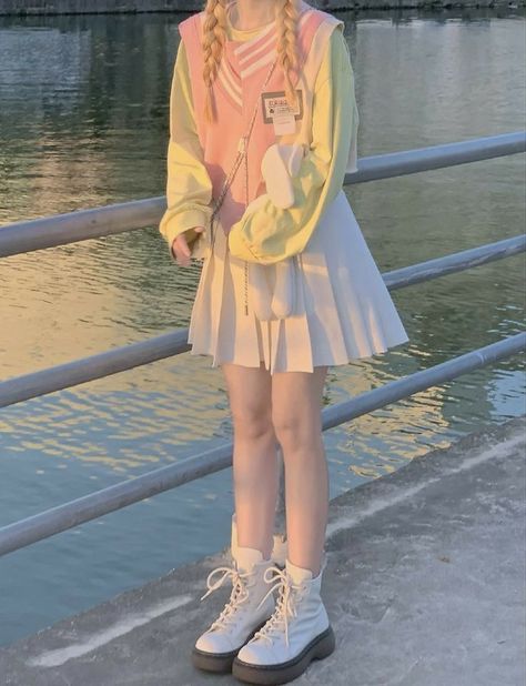 d43ab110ab2489d6b9b2caa394bf920fdesc50745951ri Cute Pastel Outfits, Pastel Outfits, Pastel Goth Outfits, Outfits Girl, Clueless Outfits, Clothes Korean Style, Kawaii Fashion Outfits, Wardrobe Tips, Cute Pastel