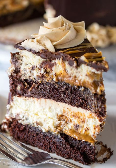 Copycat Cheesecake Factory Reese's Peanut Butter Chocolate Cake Cheesecake - Tornadough Alli Reese's Cheesecake, Chocolate Cake Cheesecake, Cheesecake Cakes, Peanut Butter Chocolate Cake, Butter Chocolate Cake, Copycat Cheesecake Factory, Reeses Cheesecake, Cheesecake Factory Copycat, Cheesecake Factory Recipes