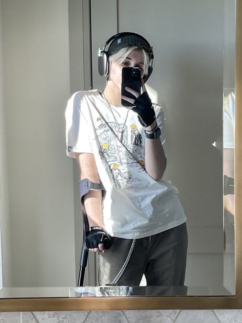 Leaning On Hand Pose Reference, Crutch Aesthetic, Mobility Aid Drawing Reference, Disabled Drawing Reference, Irl References Pose, Outfits With Crutches, Restrained Pose Reference, Elbow Crutches Drawing Reference, Crutches Pose Reference Drawing