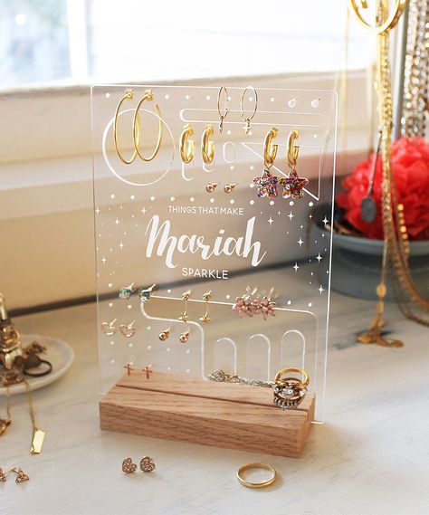 Idee Cricut, Laser Engraved Ideas, Laser Ideas, Jewelry Displays, Acrylic Jewelry, Jewelry Display Stands, Hanging Chandelier, Earring Stand, Earring Organizer