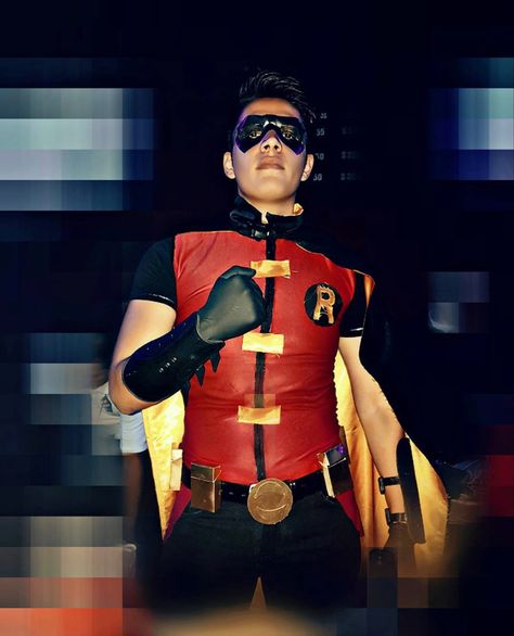 #Robin #costume #halloween #cosplay Robin Costume Man, Robin Teen Titans Costume, Robin Halloween Costume, Robin Costume, Sigma Kappa, Mens Halloween Costumes, Nightwing, Hallows Eve, Robins