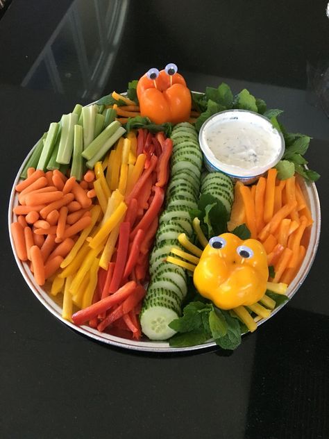 Octopus Veggie Tray Octopus Veggie Tray, Luau Veggie Tray, Luau Vegetable Tray, Mermaid Party Veggie Tray, Octopus Charcuterie Board, Under The Sea Veggie Tray, Mermaid Veggie Tray, Vegtable Tray, Easter Vegetables Tray