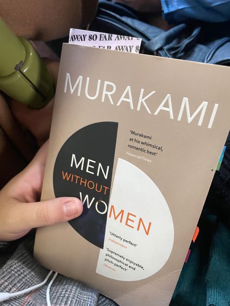 Japanese Philosophy Books, Japanese Library Aesthetic, Japanese Literature Aesthetic, Murakami Books Aesthetic, Asian Books To Read, Japanese Literature Books, Japanese Books Aesthetic, Haruki Murakami Aesthetic, Japanese Books To Read