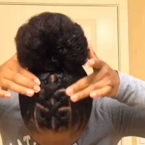 Diy Hairstyles For Black Women Natural Hair, Updo Hairstyles For Natural Black Hair, Easy Natural Ponytail Hairstyles, Hairstyles To Do With Short Hair Black, Styles For Black Women Natural Hair, African Hairstyles For Women Natural, Hairstyles To Grow Hair, Natural Wash And Go Hairstyles, Natural Hair Bun Styles Updo