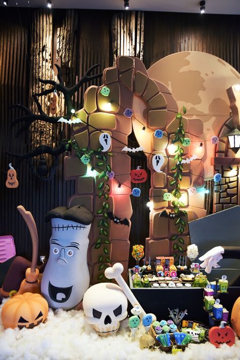 When Hotel Transylvania Meets Baymax Birthday Party Hotel Transylvania Backdrop, Hotel Transylvania Decorations, Hotel Transylvania Birthday Party, Hotel Transylvania Halloween, Baymax Birthday Party, Baymax Birthday, Festa Hotel Transylvania, Halloween Haunted House Diy, Hotel Transylvania Birthday