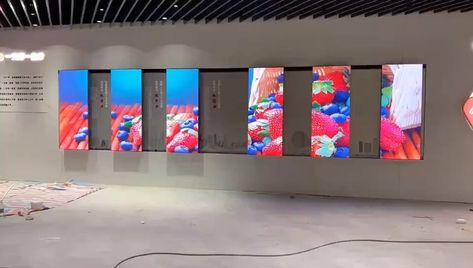 Led Poster, Gfx Design, Interactive Exhibition, Led Display Screen, Poster Display, Interactive Installation, Exhibition Booth Design, Exhibition Display, Showroom Design