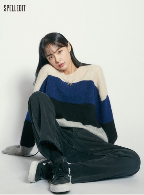 Sweater Pose Reference, Sitting Pose Drawing Reference, Casual Sitting Poses, Sitting On The Floor Pose Reference, References Poses Drawing, Sit Pose Reference, Casual Pose Reference, Magazine Poses, Sitting Down Poses