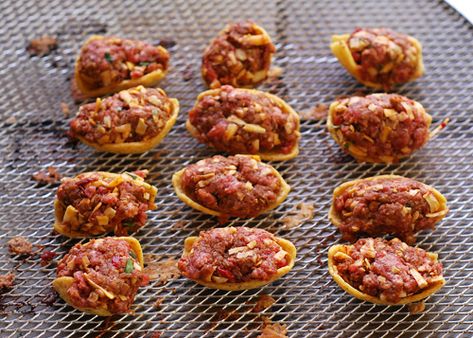 Nibble Me This: Stuffed Fritos - March Madness Food Egg Appetizers, March Madness Food, Football Finger Foods, Egg Appetizer, Bbq Grilling Recipes, Griddle Cooking Recipes, Egg Bbq, Green Egg Bbq, Bbq Appetizers