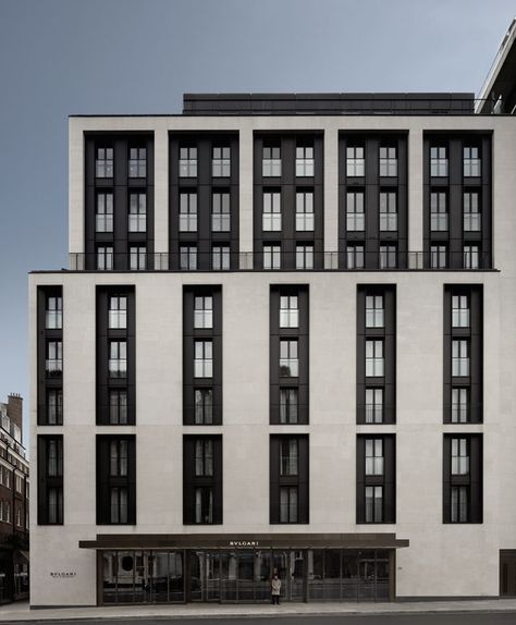 BVLGARI Hotel & Residences, London Bulgari Hotel London, Bulgari Hotel, Bvlgari Hotel, Hotel Facade, Hotel In London, Hotel Exterior, Antonio Citterio, London Architecture, Hotel Building