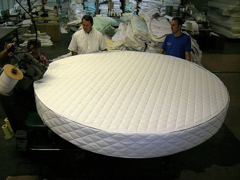 Round Mattress, Circle Bed, Custom Mattress, Natural Latex Mattress, Spring Bedroom, Sofa Bed Mattress, Bedding Inspiration, Online Mattress, Natural Mattress