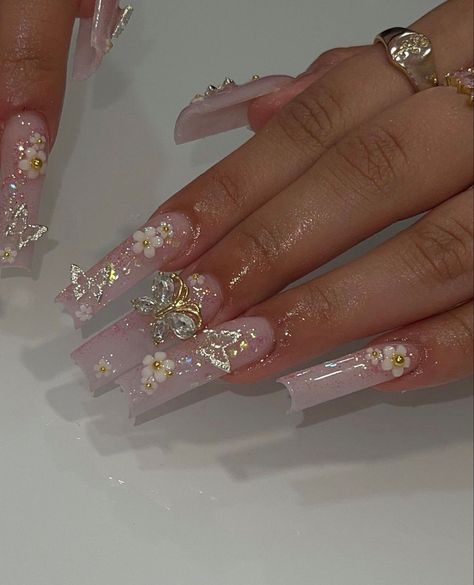 Charm Acrylic Nails, Long Fake Nails, Bday Nails, Quinceanera Nails, Square Press On Nails, Press On Nails Long, Glitter Manicure, Nails 3d, Spring Acrylic Nails