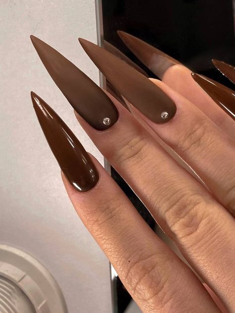 Stilleto Nails Designs, Brown Nails Design, Sharp Nails, Acrylic Nail Set, Goth Nails, Swarovski Nails, Stiletto Nails Designs, Fall Acrylic Nails, Acrylic Nails Coffin Pink