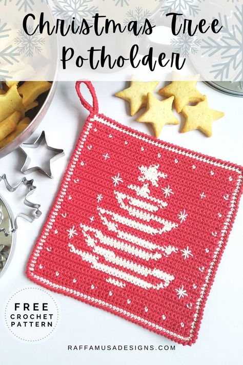 Are you ready to decorate your house for Christmas? Get your kitchen ready with this classic-look tapestry crochet Christmas Tree Potholder! The perfect farmhouse decor for a cozy home this holiday season! #potholder #kitchen #towel #christmasdecor #kitchendecor #christmastree #christmas #holiday #crochet #festive #freepattern #free Christmas Applique Patterns, C2c Patterns, Christmas Potholders, Crochet Pot Holders Free Pattern, Tree Crochet, Crochet Potholder, Crochet Potholder Patterns, Crocheted Christmas, Crochet Hot Pads