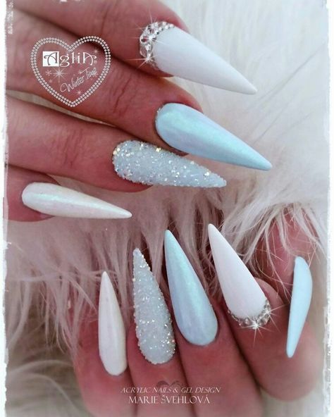 Holiday Stiletto Nails, Stiletto Christmas Nails, Staleto Nails, White Sparkle Nails, White Stiletto Nails, Nail Inspired, Marie Nails, Almond Acrylic Nails Designs, Pink Tip Nails