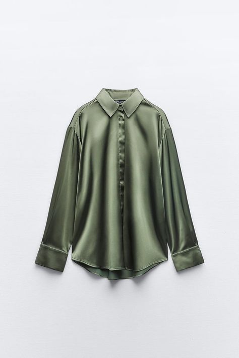 Oversized Satin Shirt, 2023 Ss, Kurta Neck Design, Zara Blouse, Satin Shirt, Green Satin, Green Blouse, Inspiration Style, Dream Clothes