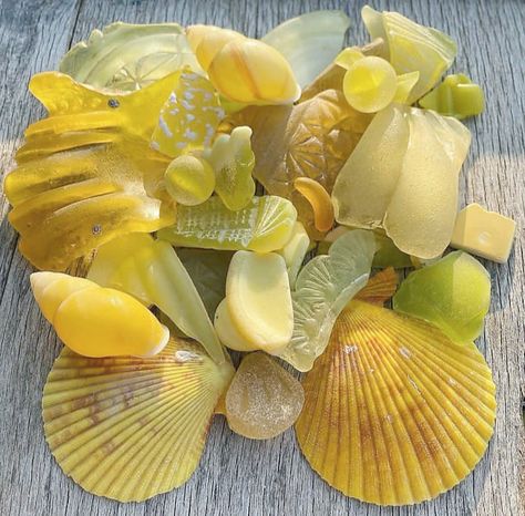 Yellow Mermaid Aesthetic, Yellow Beach House, Beachcombing Finds, Yellow Mermaid, Mermaid Melody Pichi Pichi Pitch, Yellow Sea, Super Funny Pictures, Home For Peculiar Children, Mermaid Aesthetic