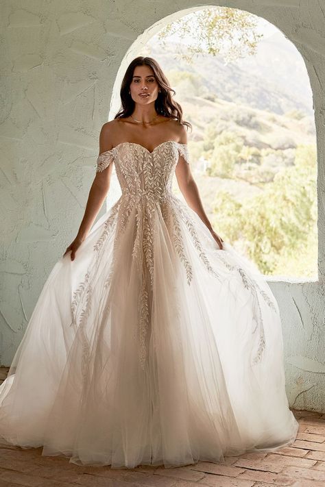 Madison James Wedding Dress, Madison James Bridal, Gonna In Tulle, Madison James, Modest Bridal, Full Tulle Skirt, Essense Of Australia, Allure Bridal, Gowns Of Elegance