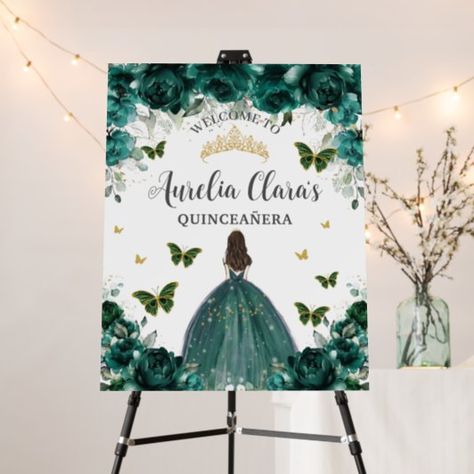 Chic Emerald Green Quinceañera Quinceanera Guest Book, Emerald Green Gown, Sweet Sixteen Birthday Party Ideas, Green Roses, Welcome Board, Emerald Green Dresses, Quinceanera Party, Sweet Sixteen Birthday, Green Backdrops