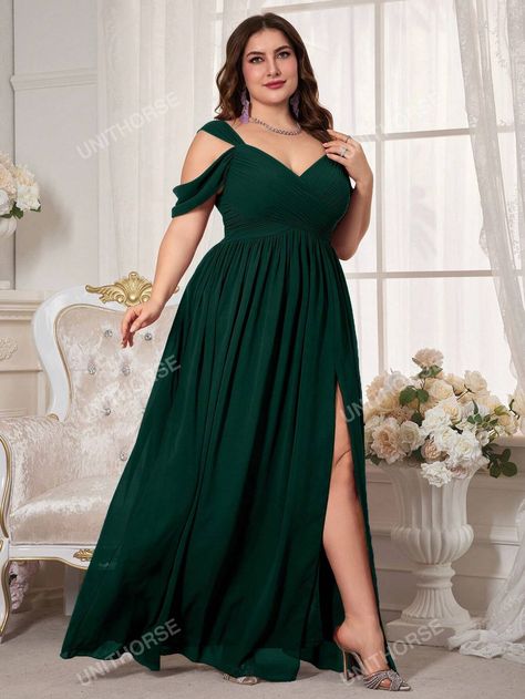 Ladies' Solid Color Simple Style Short-Sleeved Chiffon Dress For Daily Wear And Formal OccasionsI discovered amazing products on SHEIN.com, come check them out! Witchy Wedding Bridesmaid Dresses, Dark Green Bridesmaid Dresses Plus Size, Flattering Plus Size Dresses Formal, Winter Formal Dresses Plus Size, Emerald Bridesmaids Dress, Dark Emerald Green Bridesmaid Dresses, Forest Green Bridesmaid Dresses Fall, Forest Green Dress Prom, Green Maid Of Honor Dress