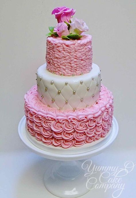 Pink  and  Prissy~  With Sugar Roses  and all edible Princess Birthday Cake, Pretty Birthday Cakes, Princess Cake, Unique Cakes, Just Cakes, Themed Events, Birthday Cake Kids, Fancy Cakes, Girl Cakes