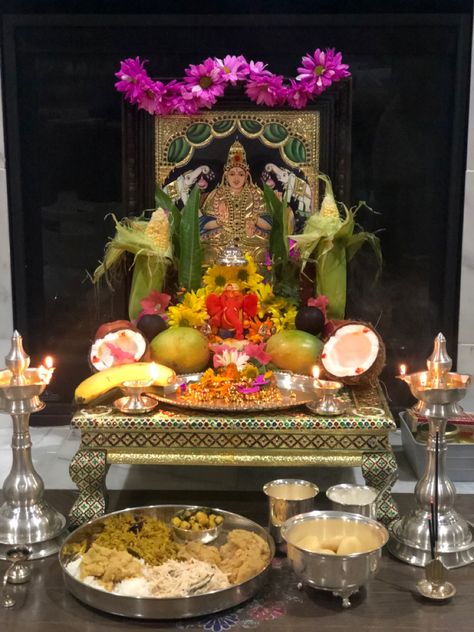 Pooja Setup, Vinayaka Chavithi, Ganesha Rangoli, Lakshmi Pooja, Varalakshmi Vratham, Hindu Vedas, Pooja Decoration, Men Jewellery, Lakshmi Devi