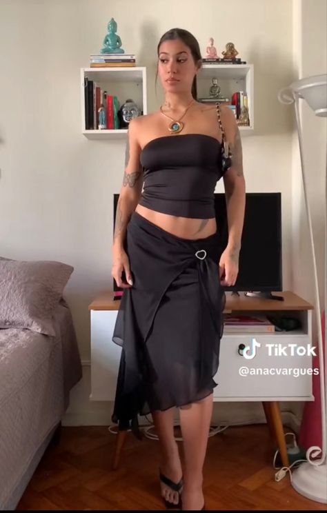 Y2k Two Piece, Style Inspo Summer, Florida Baby, Black Hippy, Y2k Outfit Ideas, Summer Outfit Inspiration, Cute Swag Outfits, Glam Dresses, Cute Simple Outfits