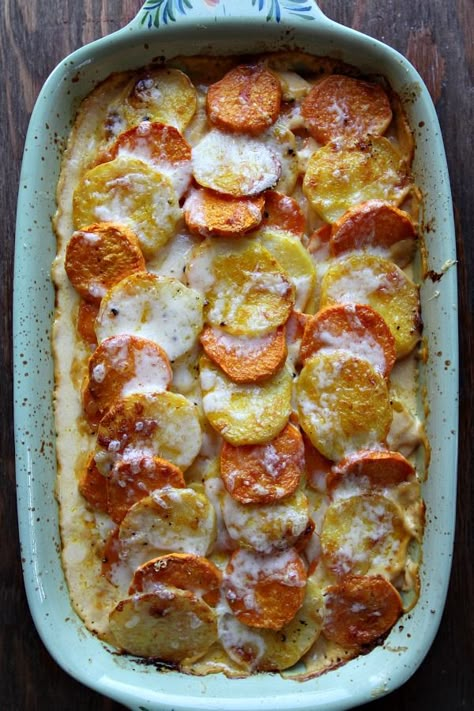 Pumpkin Scalloped Potatoes - RecipeGirl.com Scalloped Potato Recipes, White Potatoes, Scalloped Potatoes, Pumpkin Cream, Snacks Für Party, Potato Dishes, It Goes On, Food Cooking, Cream Sauce