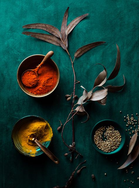 Weekends - FOOD Photography Nadine Greeff FOOD Photographer Nadine Greeff Spices Photography, Moody Food Photography, Food Photography Background, Dark Food Photography, Food Art Photography, Food Photography Tips, Spices And Herbs, Photographing Food, Illustration Artists