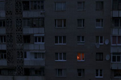 Russia and Ukraine in a Standoff Over Crimea Power Outage - NYTimes.com Darkness Falls, Power Outage, Night Aesthetic, City Aesthetic, Macedonia, Black Aesthetic, My Vibe, Aesthetic Photo, Aesthetic Photography