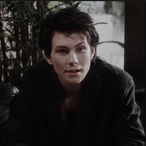 Jd Heathers Pfp, Jd Heathers Outfit, Jd Heathers Aesthetic, Jd Heathers Movie, Jason Dean Aesthetic, Jd From Heathers, Fun Pfps, Jd Aesthetic, Slater Aesthetic