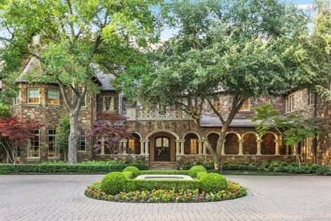 312 White Drive, Colleyville, TX Real Estate - Colleyville Homes for Sale | realtor.com® Colleyville Texas, No Grass Backyard, Luxury Real Estate Marketing, Real Estate Luxury, Gazebo Pergola, Homes Luxury, Home Magazine, Empire Style, Keller Williams