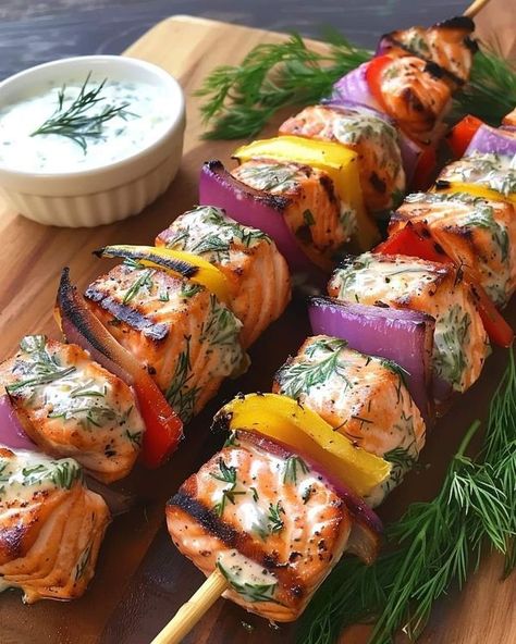 Bariatrics New Meal Plan & Tips | Grilled Salmon Skewers with Creamy Dill Yogurt Sauce | Facebook Dill Yogurt Sauce, Salmon Skewers, Grilled Salmon Recipes, Grilled Bruschetta, Dill Sauce, Avocado Chicken Salad, Fish Dinner, Grandmas Recipes, Yogurt Sauce