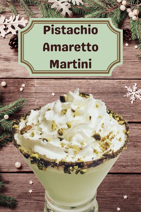 Christmas Dessert Martini, Pistachio Cocktail Recipe, Pistachio Drink Recipe, Creamy Martini Recipes, Pistachio Liqueur Drinks, Dessert Cocktail Recipes, Fun Martini Recipes, Pistachio Cocktail, Amaretto Martini