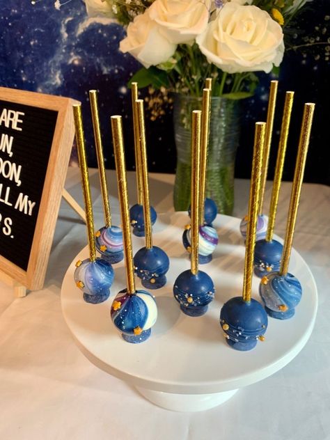 Starfall Wedding, Space Themed Desserts, Starry Night Prom, Birthday Moon, Cake Designs For Boy, Auntie Era, Galaxy Cake, Sweet 16 Themes, Sweet 17