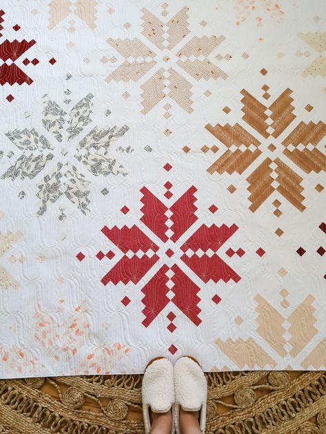 Scandinavian Star Quilt Block, Northstar Quilt Pattern, Knitted Star Quilt Pattern Free, Norwegian Quilt Patterns, Nordic Star Quilt Pattern, Fair Isle Quilt Pattern, Knitted Star Quilt, Fair Isle Quilt, Norwegian Star