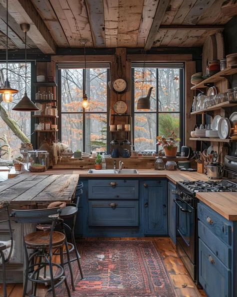 Casa Vintage, Cabin Interiors, Cabin Kitchens, Chic Spaces, Interior Kitchen, Tiny House Cabin, Vintage Room, Dream House Decor, Beautiful Kitchens